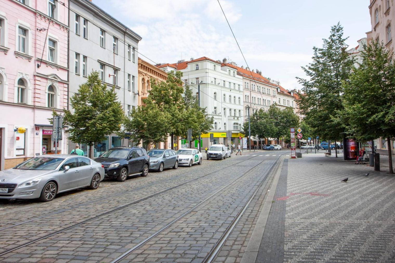 Blueground Vrsovice Private Terrace Equipped Prg-8 Praga